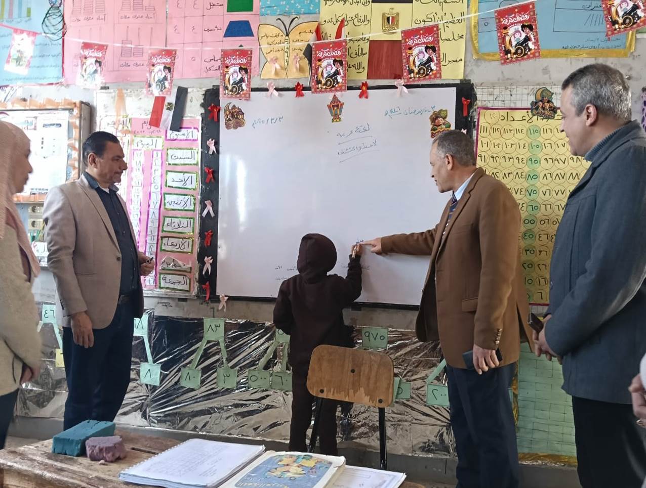 محافظ أسيوط أسيوط مجزرة قرارات بأسيوط: إحالة 7 معلمين للتحقيق موقع في الجامعة
