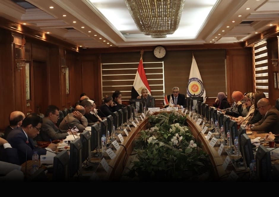 0e317096 8abc 45c5 86ca f36ebc142db9 التعليم العالي المجلس الأعلى لشئون خدمة المجتمع وتنمية البيئة يعقد اجتماعه الدوري موقع في الجامعة