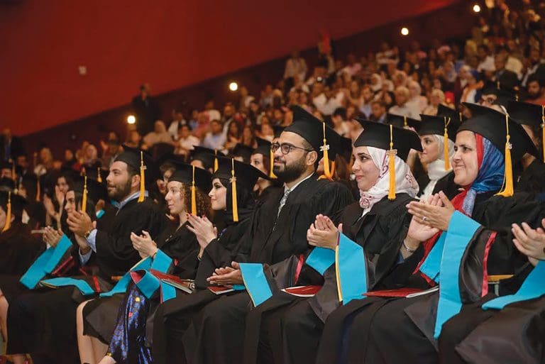 حفلات التخرج