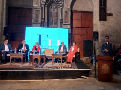 12 4 2025 15 08 18 GomhuriaOnline 81744463298 محافظ القليوبية رئيس جامعة بنها يفتتح مؤتمر "مستقبل التراث بين الرؤى والتحديات" موقع في الجامعة