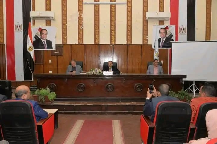 1743845555551 محافظ أسيوط قرار جديد من محافظ أسيوط لتحسين مستوى الطلاب والمعلمين.. تفاصيل موقع في الجامعة