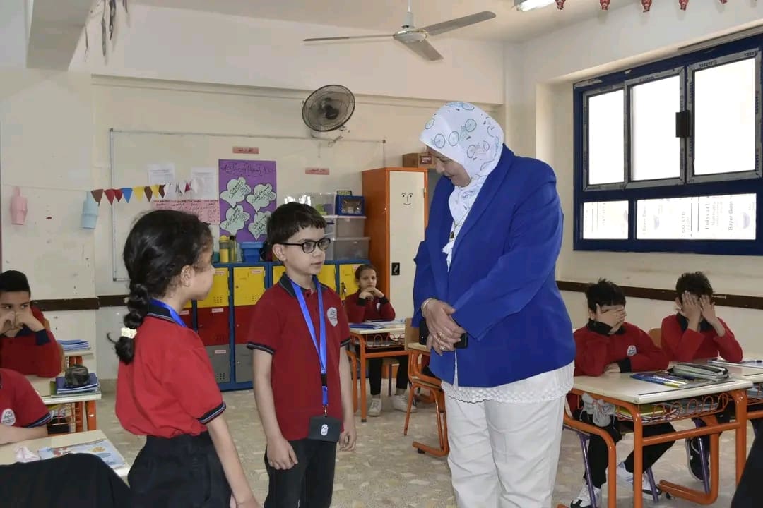 مدير تعليم بني سويف تتابع انتظام العملية التعليمية بالمدرسة المصرية اليابانية 1 1743933457342 تعليم مدير تعليم بني سويف تتابع انتظام العملية التعليمية بالمدرسة المصرية اليابانية موقع في الجامعة