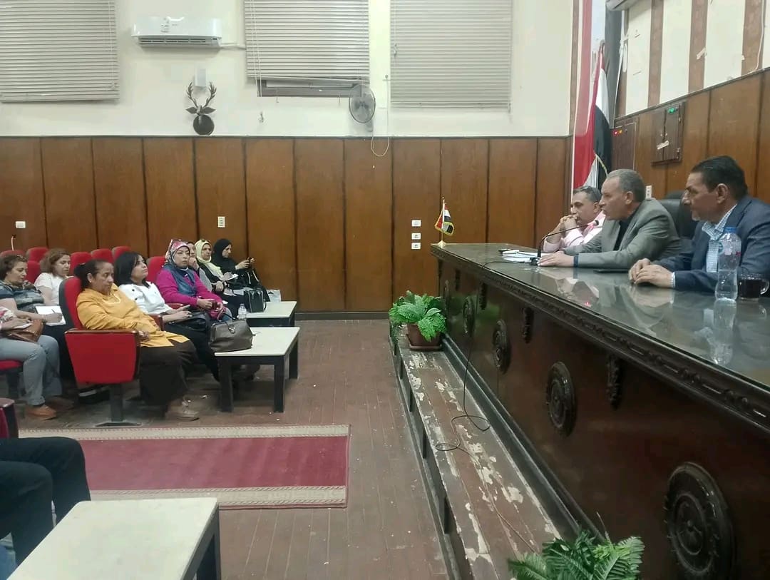 1744117494319 فلسطين ورشة عمل لشرح نظام البكالوريا لمديري المرحلة الإعدادية بالمدارس الخاصة بأسيوط موقع في الجامعة