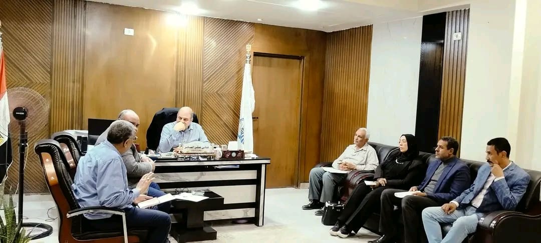 1744535249960 الأقصر تعليم قنا: تدريب وإعداد كوادر قيادية بالإدارات لتحل محل المدير وقت الغياب موقع في الجامعة