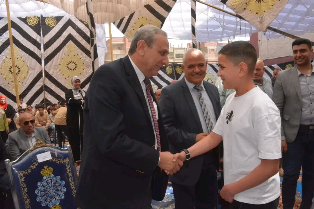 للحد من التسرب الدراسي.. محافظ الغربية يعيد 100 طالب منقطعين إلى مقاعدهم الدراسية 1 1745923865324 الغربية للحد من التسرب الدراسي.. محافظ الغربية يعيد 100 طالب منقطعين إلى مقاعدهم الدراسية موقع في الجامعة