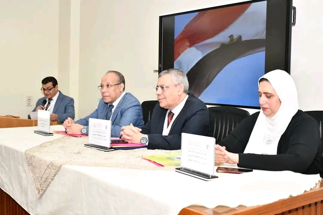الذكاء الاصطناعي في خدمة البيئة.. مؤتمر علمي بجامعة قناة السويس يستعرض آفاق التنمية المستدامة 1 1745925819257 الذكاء الذكاء الاصطناعي في خدمة البيئة.. مؤتمر علمي بجامعة قناة السويس يستعرض آفاق التنمية المستدامة موقع في الجامعة