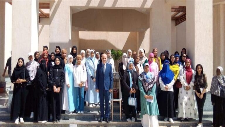 منصة "إيناكتس" بجامعة أسوان تعرض مشاريع الطلاب الجدد في مركز مصر الرقمية 5 جامعة أسوان