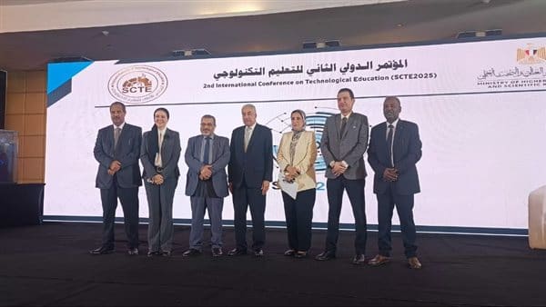 مؤتمر التعليم التكنولوجي يناقش تحديات القطاع الصحي في الجامعات 25 256 المنوفية مؤتمر التعليم التكنولوجي يناقش تحديات القطاع الصحي في الجامعات موقع في الجامعة