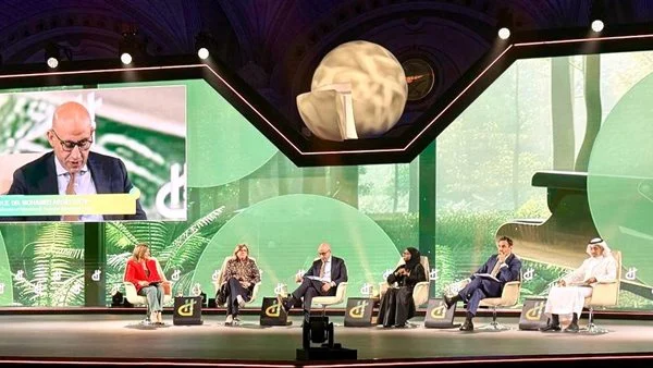 من الرياض إلى العالم: وزير التعليم يطرح رؤية مصر لمستقبل التعليم وسوق العمل 1 509 1 الرياض من الرياض إلى العالم: وزير التعليم يطرح رؤية مصر لمستقبل التعليم وسوق العمل موقع في الجامعة