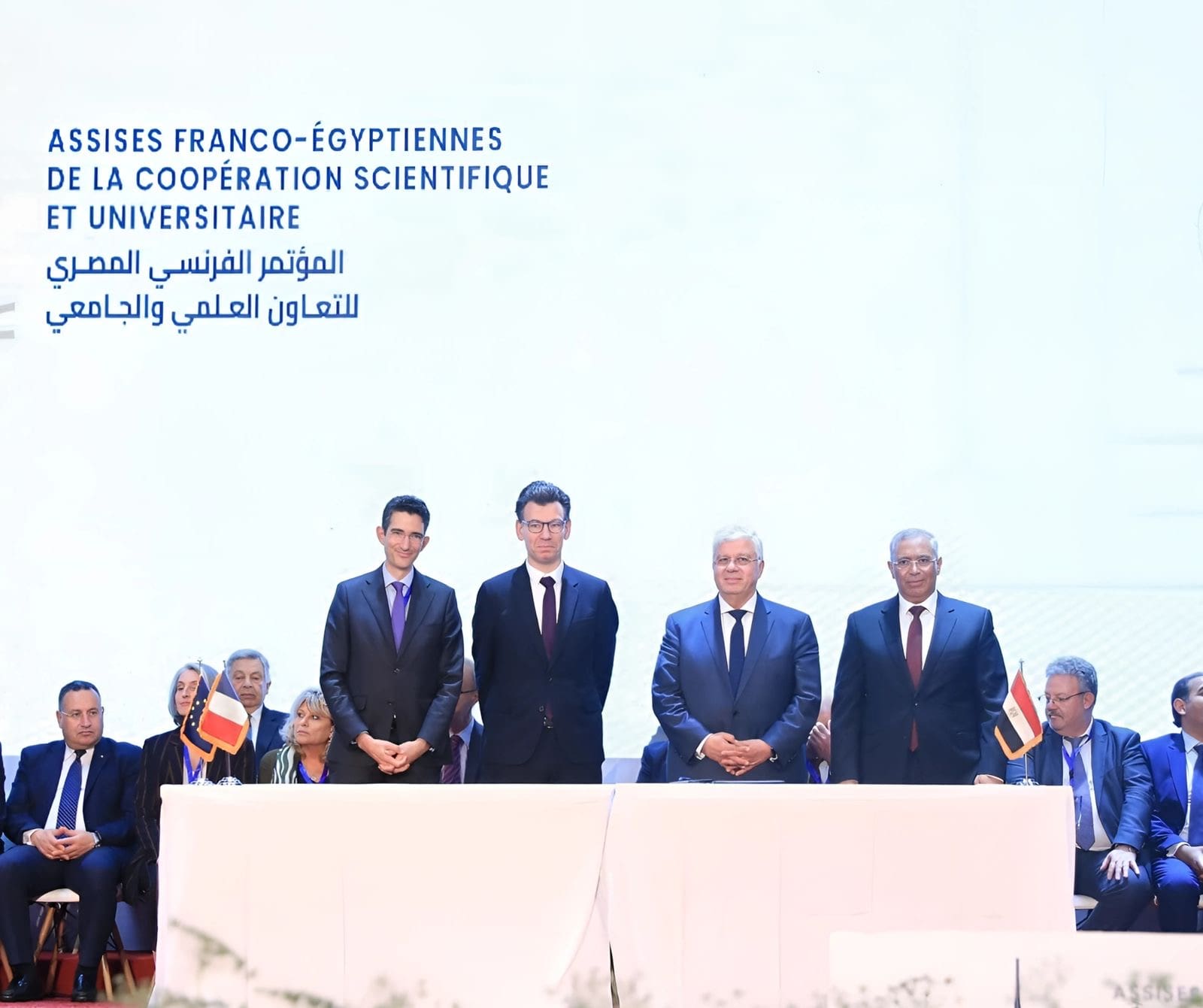 9abc2508 5dce 47cd 98f0 464e5e541272 الجامعة المصرية الصينية هيئة تمويل العلوم والابتكار والسفارة الفرنسية تُجدّدان الشراكة العلمية لدعم شباب الباحثين موقع في الجامعة