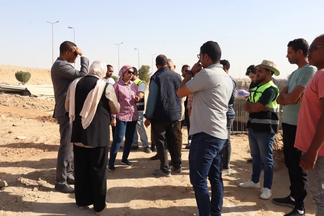 رئيس جامعة الأقصر تتابع أعمال الإنشاءات وتؤكد على ضرورة إنجازها وفقًا للجدول الزمني 1 FB IMG 1743965416345 رئيس رئيس جامعة الأقصر تتابع أعمال الإنشاءات وتؤكد على ضرورة إنجازها وفقًا للجدول الزمني موقع في الجامعة