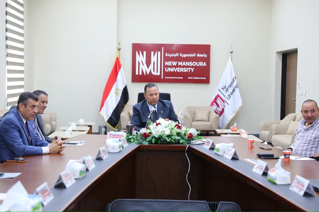 جامعة المنصورة الجديدة تطلق نظام إدارة المباني الذكي وتعزز التحول التقني الشامل 1 FB IMG 1745842160600 جامعة المنصورة الجديدة جامعة المنصورة الجديدة تطلق نظام إدارة المباني الذكي وتعزز التحول التقني الشامل موقع في الجامعة
