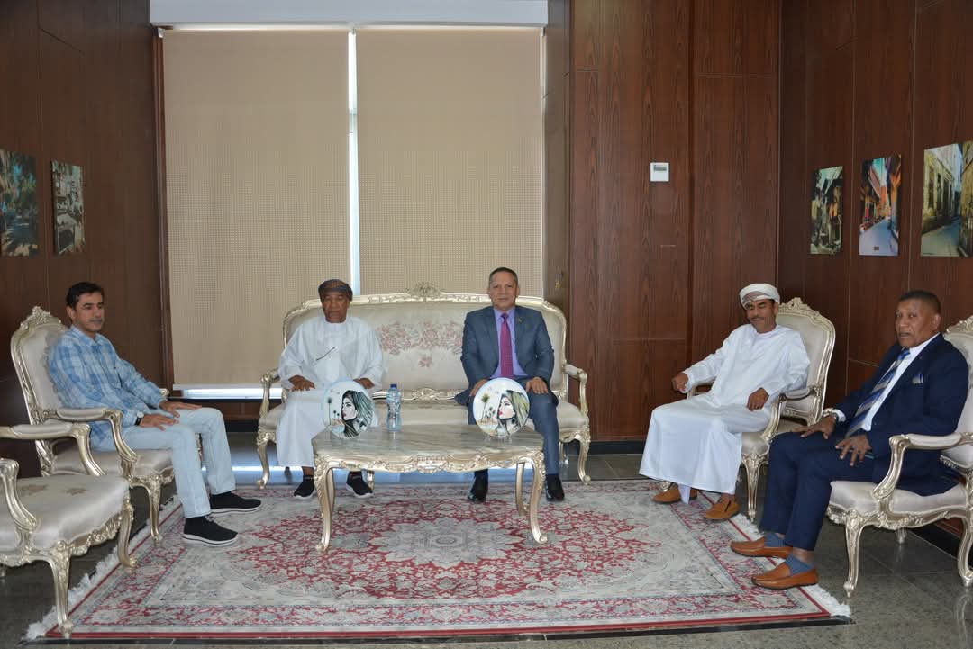 رئيس جامعة دمياط لأسر الوافدين من عمان: كل الدعم والرعاية لأبنائي 1 FB IMG 1745860040557 رئيس رئيس جامعة دمياط لأسر الوافدين من عمان: كل الدعم والرعاية لأبنائي موقع في الجامعة