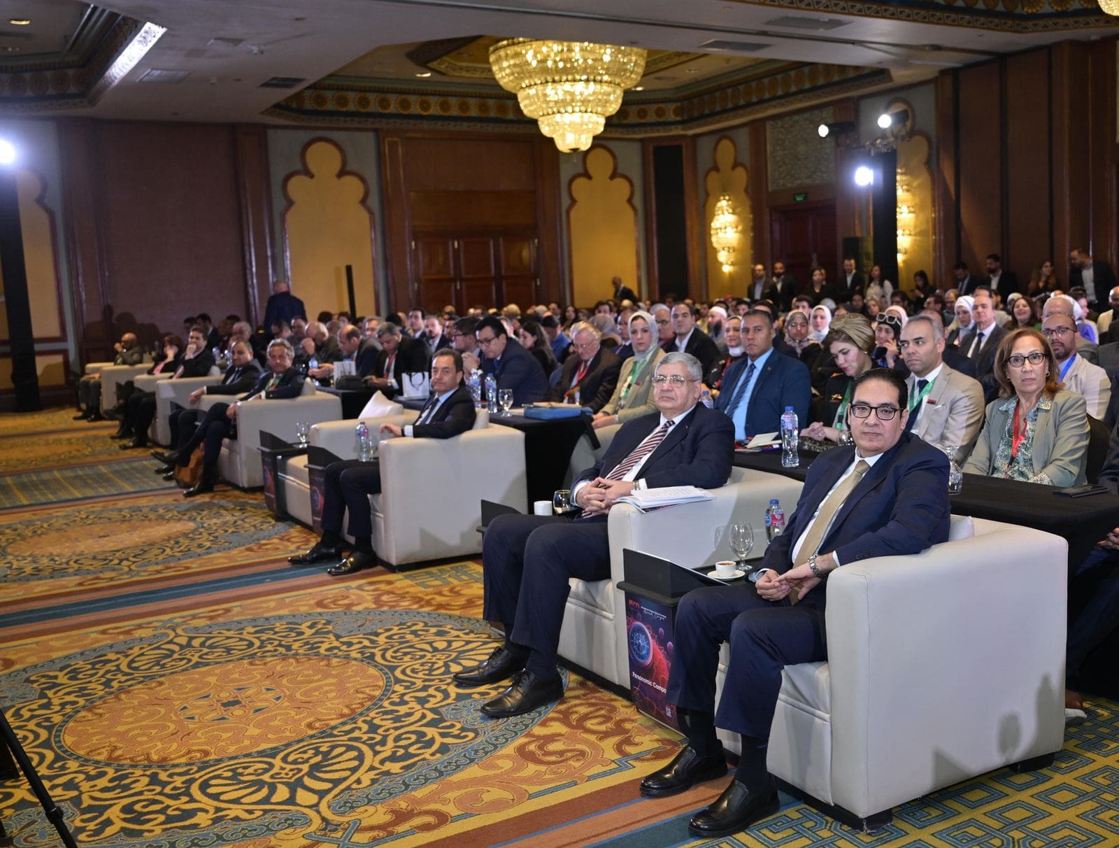IMG 20250411 WA0017 جامعة القاهرة جامعة القاهرة تشارك فى افتتاح فعاليات مؤتمر المدرسة الدولية لطب الأورام السريري "ISCO-2025"  موقع في الجامعة