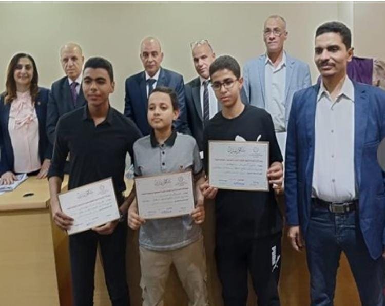 IMG 20250412 WA0032 قها تعليم سوهاج يرفع راية الإبداع في النسخة الأولى من "الإعلامي الصغير" موقع في الجامعة