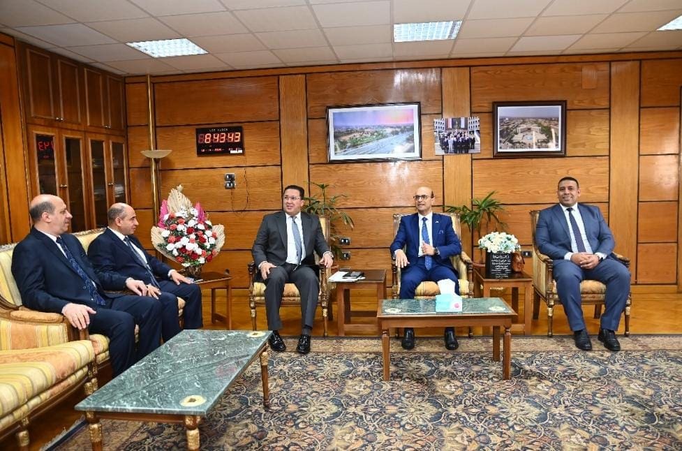 IMG 20250413 WA0021 جامعة أسيوط تؤكد التزامها بتطبيق الاستراتيجية الوطنية لمكافحة الفساد 2023-2030 موقع في الجامعة