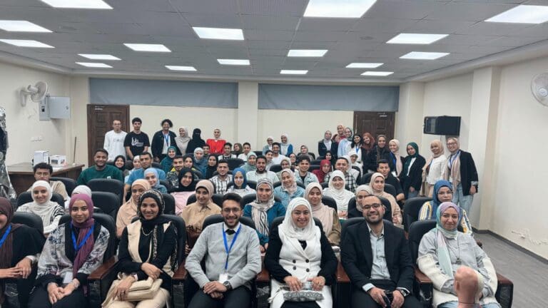 طلاب صيدلة حلوان يناقشون أورام الجهاز الهضمي في حدث PHocus السنوي بمشاركة نخبة من المتخصصين 16 IMG 20250419 WA0049 وكالة الفضاء الإفريقية طلاب صيدلة حلوان يناقشون أورام الجهاز الهضمي في حدث PHocus السنوي بمشاركة نخبة من المتخصصين موقع في الجامعة