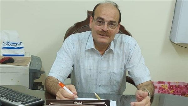 جامعة قناة السويس تنعي الدكتور هاني الدمياطي أستاذ جراحة القلب والصدر بكلية الطب 7 الدكتور هاني الدمياطي أستاذ جراحة القلب والصدر