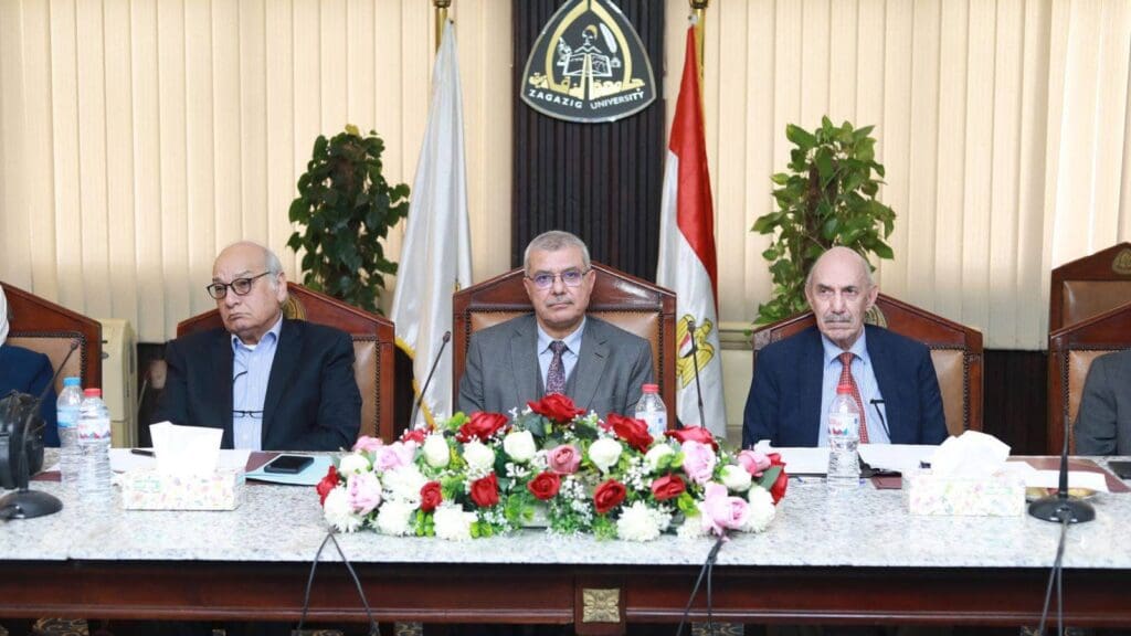 بنزاهة وشفافية.. رئيس جامعة الزقازيق يترأس لجنة اختيار العمداء
