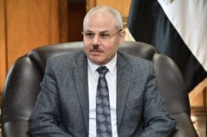من هو الدكتور ناصر مندور رئيس جامعة قناة السويس