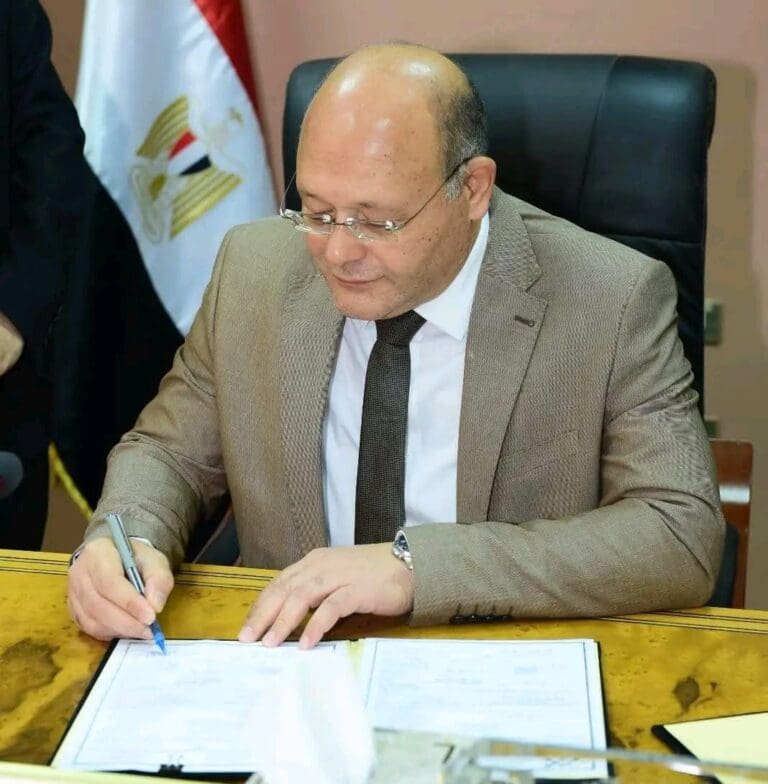 نتيجة الفرقة الأولى بكلية طب سوهاج: 53.8% نسبة النجاح و207 طالبًا بتقدير ممتاز 10 رئيس جامعة سوهاج