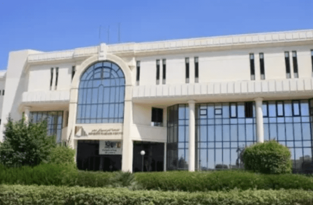 الجامعة المصرية الفرنسية تُعطّل الدراسة والعمل غداً بسبب العاصفة الترابية 1 الجامعة المصرية الفرنسية