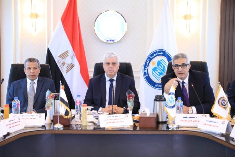 تفاصيل وقرارات اجتماع المجلس الأعلى للجامعات بجامعة الغردقة إبريل 2025 15 WhatsApp Image 2025 04 26 at 5.02.26 PM الدكتورة هبة صلاح تفاصيل وقرارات اجتماع المجلس الأعلى للجامعات بجامعة الغردقة إبريل 2025 موقع في الجامعة