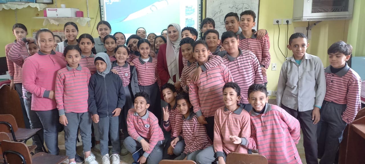 جامعة قناة السويس تنظم برنامجا تدريبيا للتوعية بالوقاية من سوء التغذية والأنيميا بمدرسة الاتحاد الابتدائية 1 e57b43fc dc02 4ddd 89d2 d8fa4b6bb59f جامعة قناة السويس جامعة قناة السويس تنظم برنامجا تدريبيا للتوعية بالوقاية من سوء التغذية والأنيميا بمدرسة الاتحاد الابتدائية موقع في الجامعة
