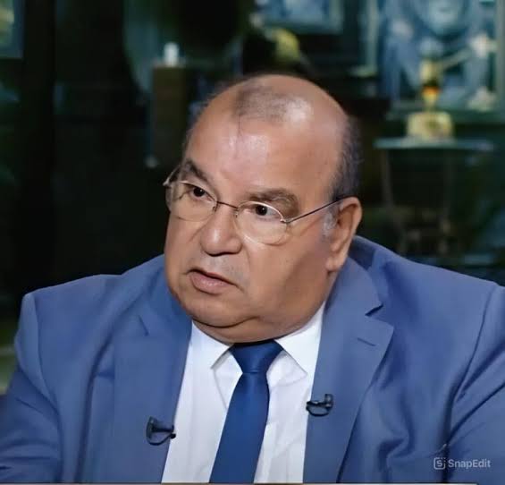 رفعت فياض يكتب: تعالوا نحاسب وزير التربية والتعليم 3 الأستاذ رفعت فياض