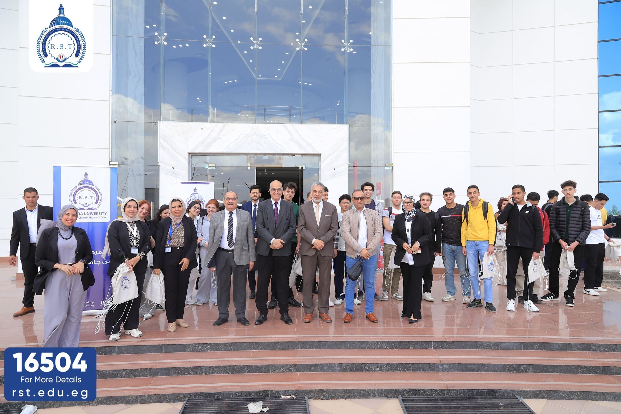 جامعة الريادة للعلوم والتكنولوجيا تستضيف امتحانات الدبلومة الأمريكية 1 جامعة الريادة للعلوم والتكنولوجيا تستضيف امتحانات الدبلومة الأمريكية