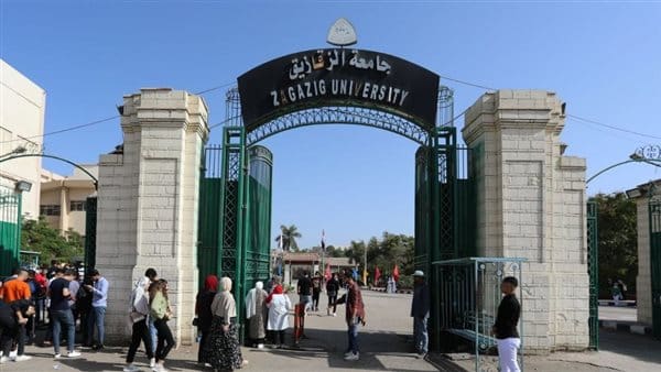 ننشر تفاصيل تحريات الأجهزة الامنية في وقاة طالبة جامعة الزقازيق 6 1746367671 مصرع طالبة إثر سقوطها من أعلى مبنى كلية العلوم بجامعة جامعة قناة السويس ننشر تفاصيل تحريات الأجهزة الامنية في وقاة طالبة جامعة الزقازيق موقع في الجامعة