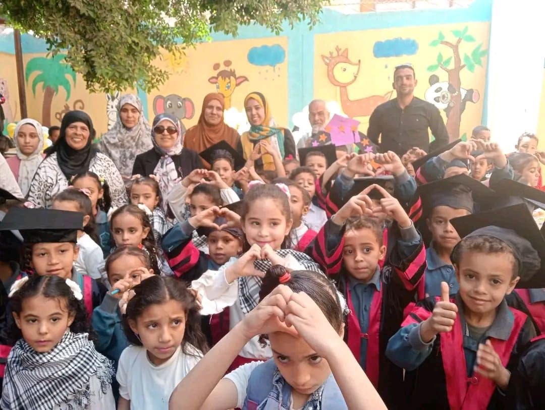 مدير عام الإدارة التعليمية بالمراغة: تطبيق لائحة التحفيز التربوي والانضباط المدرسي