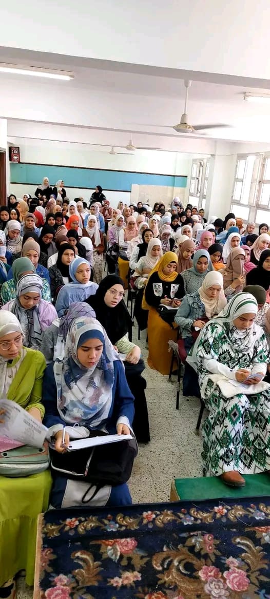 لطلاب الثانوية والإعدادية 2025 بالمنيا.. انطلاق المراجعات المجانية
