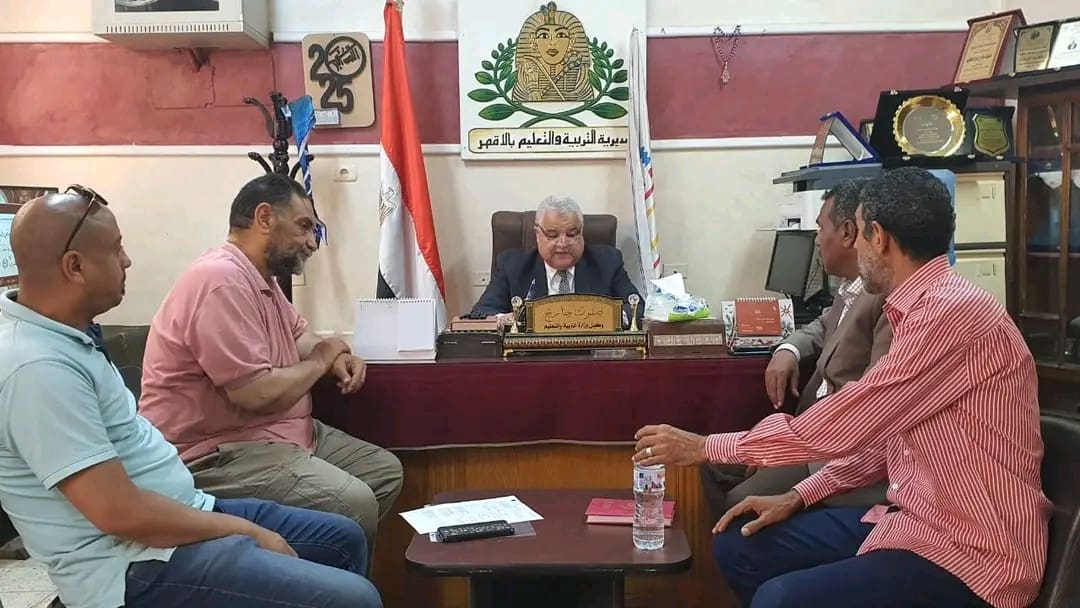 اجتماع تنسيقي بين تعليم الأقصر ووحدة تيسير الانتقال لسوق العمل