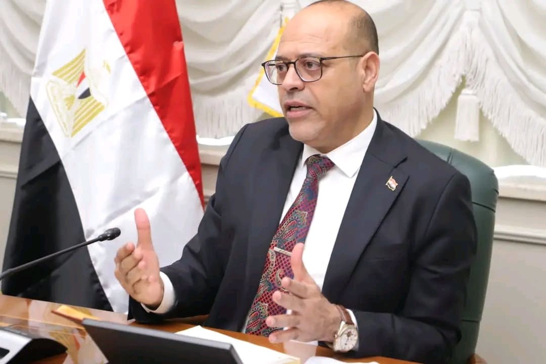1747141455860 جنيه براواتب تصل لـ 4000 درهم.. 1072 وظيفة لخريجي المدارس الفنية بالإمارات موقع في الجامعة