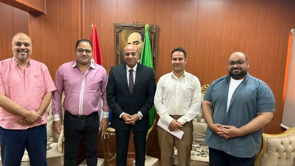 1747657875273 امتحانات وكيل القليوبية يبحث مع شركاء التعليم المزدوج سبل تطوير المنظومة بالمحافظة موقع في الجامعة