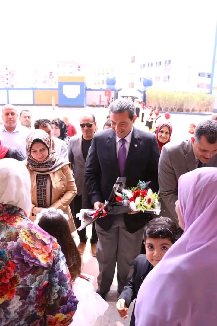 1748519184996 دمياط خلال زيارة عزبة البرج.. محافظ دمياط يفتتح المدرسة الثانوية المشتركة موقع في الجامعة