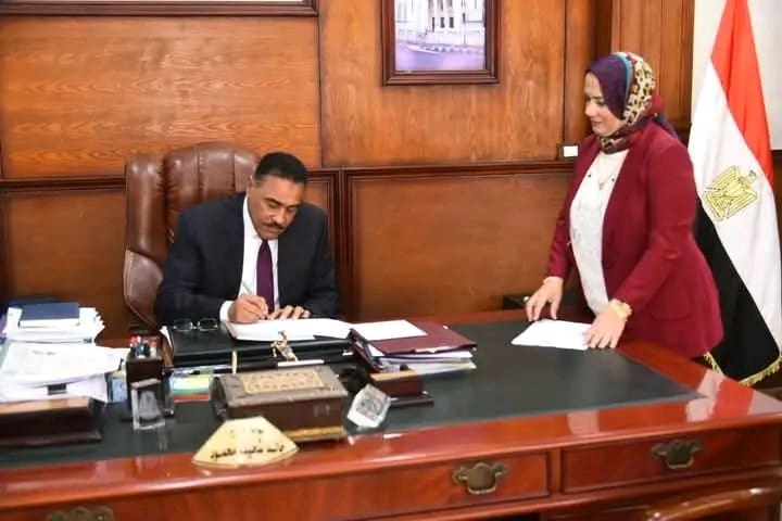 محافظ مطروح يتابع الاستعدادات النهائية لامتحانات الشهادة الإعدادية 2025 1 1748519248402 محافظ مطروح يتابع الاستعدادات النهائية لامتحانات الشهادة الإعدادية 2025 موقع في الجامعة
