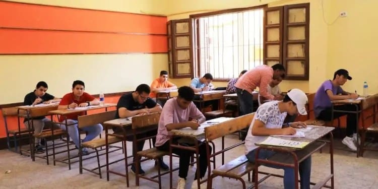 طلاب