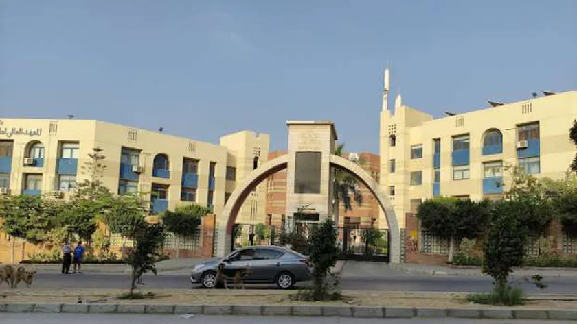 ادرس فنك وحقق حلمك.. الأوراق المطلوبة للتقديم على المعهد العالي للفنون التطبيقية بالتجمع الخامس 1 3 المعهد ادرس فنك وحقق حلمك.. الأوراق المطلوبة للتقديم على المعهد العالي للفنون التطبيقية بالتجمع الخامس موقع في الجامعة