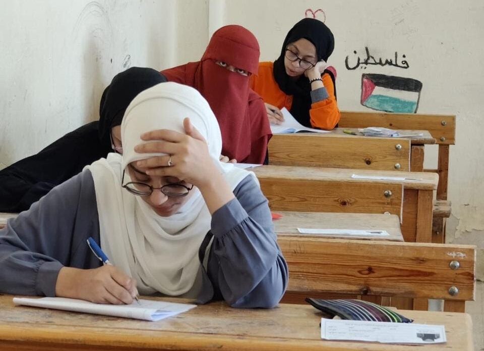 66b4eb78 1bab 4b5f 80dd 3a1c1669f881 e1748503462506 الثانوية الأزهرية انطلاق امتحانات الثانوية الأزهرية بمادتي القرآن والحديث بمشاركة أكثر من 73 ألف طالب - صور موقع في الجامعة
