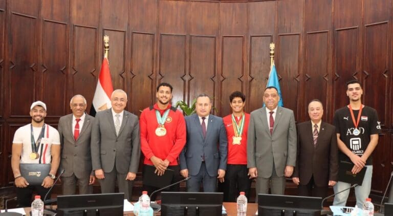 مجلس جامعة الإسكندرية يكرم طلاب كلية التربية الرياضية للبنين الحاصلين على بطولات رياضية دولية 19 68f06623 f858 4cc4 b8bf 3deb6d0c2eef مصر مجلس جامعة الإسكندرية يكرم طلاب كلية التربية الرياضية للبنين الحاصلين على بطولات رياضية دولية موقع في الجامعة