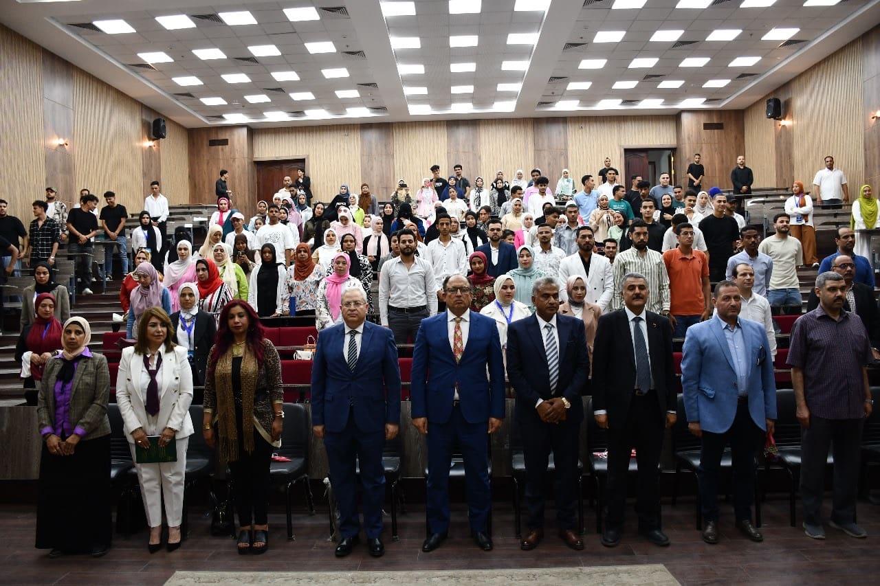 جامعة حلوان التكنولوجية: عرض أزياء "هوية" نموذج طلابي يحاكي سوق العمل