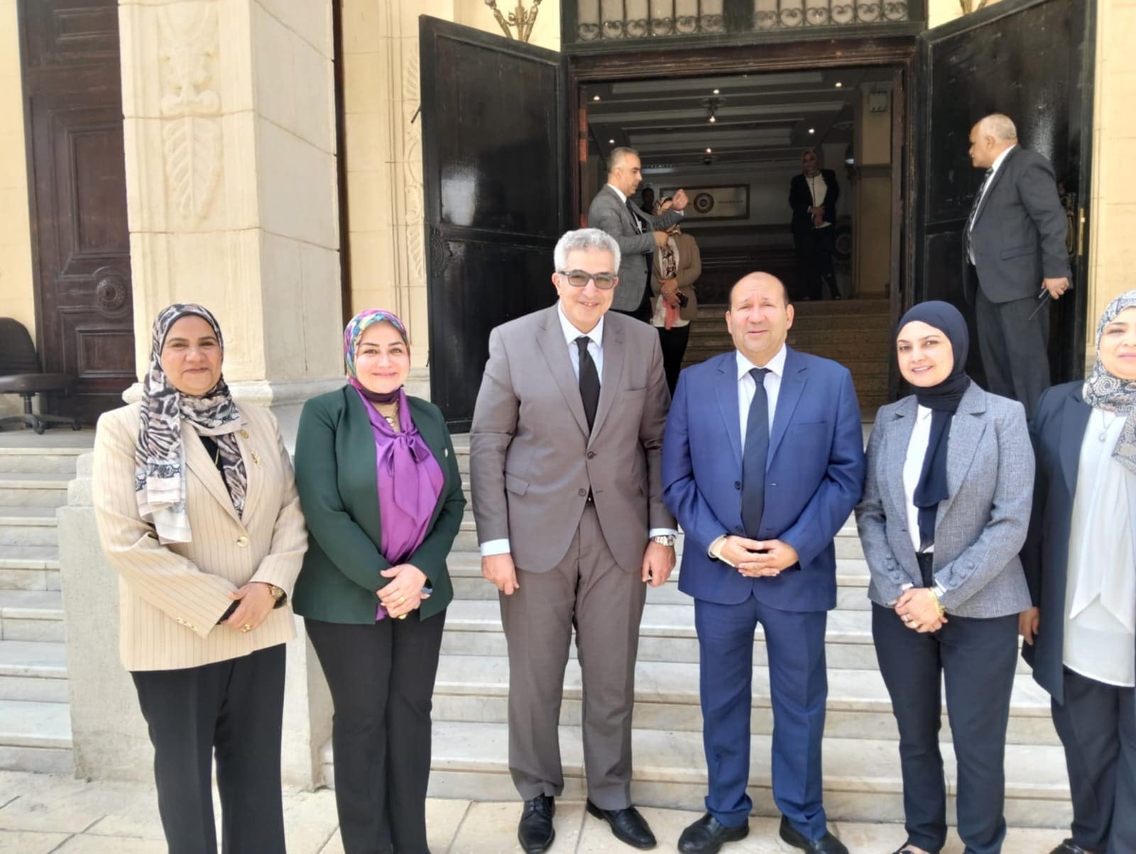 98525714 6950 4561 9fd4 48936beae70a وفد وفد جامعة دمنهور يشارك بورشة عمل تدريبية بعنوان "كيفية إدارة الجائزة الداخلية" المنظمة من قبل جائزة مصر للتميز الحكومي موقع في الجامعة
