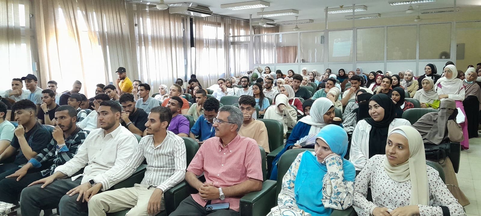 9d17ea69 330d 472a 8948 c5089308383b التنمر "علوم حلوان" تنظم ندوة توعوية حول التنمر والعنف ضد المرأة موقع في الجامعة