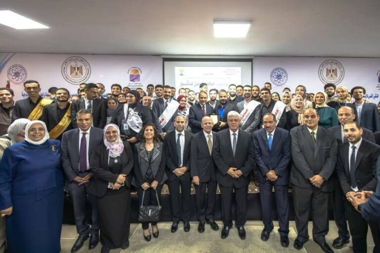 جامعة القاهرة الجديدة التكنولوجية تشارك في ملتقى "العباقرة للابتكارات العلمية" بحضور وزير التعليم العالي 18 FB IMG 1746437198432 جامعة سيناء جامعة القاهرة الجديدة التكنولوجية تشارك في ملتقى "العباقرة للابتكارات العلمية" بحضور وزير التعليم العالي موقع في الجامعة