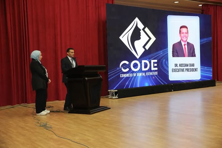 أسنان النهضة تشارك في مؤتمر CODE بحصور نخبة من الجامعات 1 كلية طب الفم والأسنان بجامعة النهضة