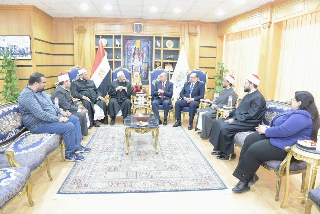 FB IMG 1746605684065 جامعة السادات جامعة المنصورة ومجمع البحوث الإسلامية يحصّنان الشباب ضد القمار الإلكتروني موقع في الجامعة