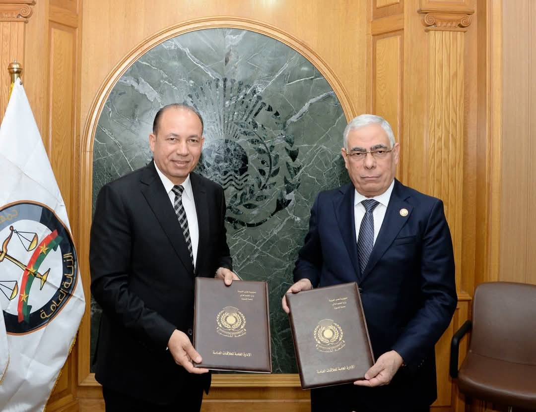 FB IMG 1746727618321 جامعة المنصورة النائب العام ورئيس جامعة المنصورة يوقعان بروتوكول تعاون في مجالات التعليم والبحث العلمي موقع في الجامعة