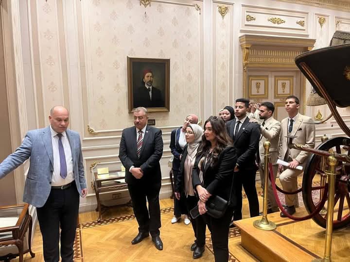 طلاب جامعة بنها